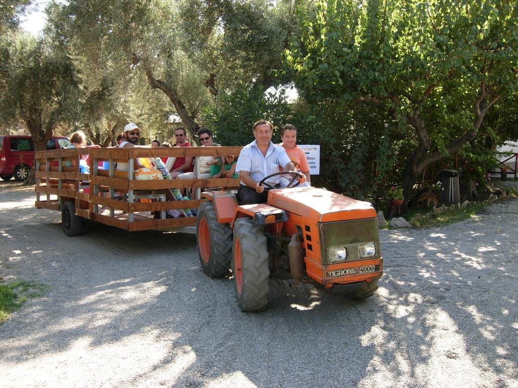 Agriturismo Il Maresciallo Villa Cariati Luaran gambar